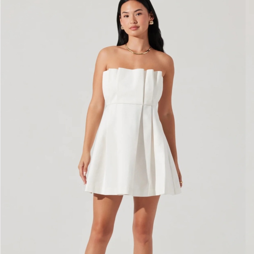 ASTR the label white mini dress small